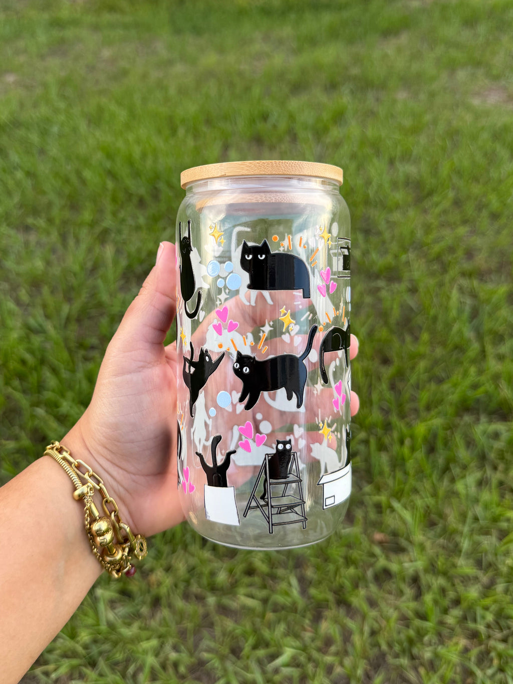 Vaso de Cristal Gato Negro Corazones 16 oz